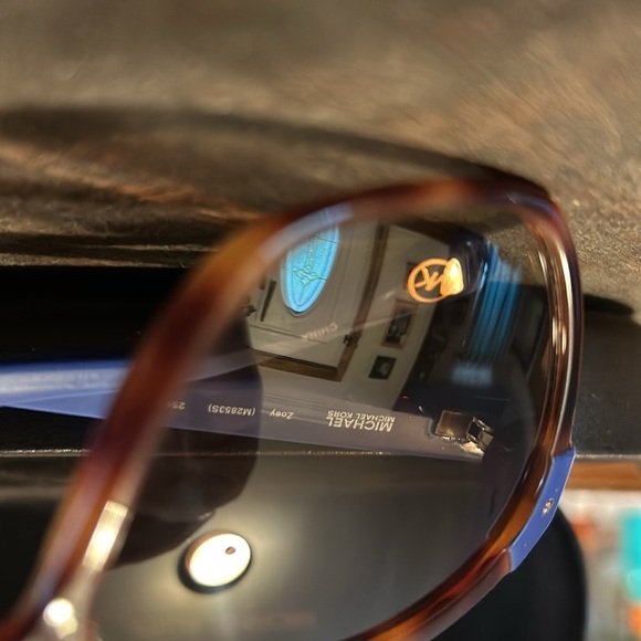 Michael Kors Sunglasses 🕶️ - Picture 7 of 9